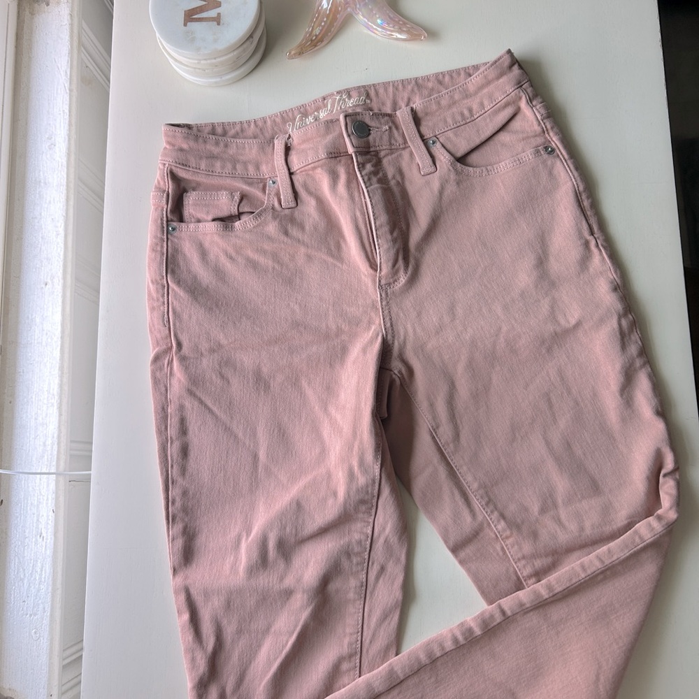Universal thread pants 2/26